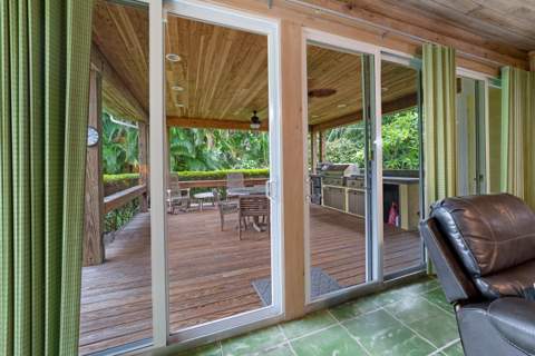 1102 Seaspray Avenue, Delray Beach FL - photo 10 of 41