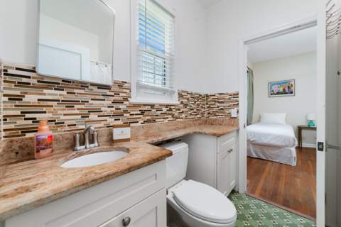 1102 Seaspray Avenue, Delray Beach FL - photo 17 of 41