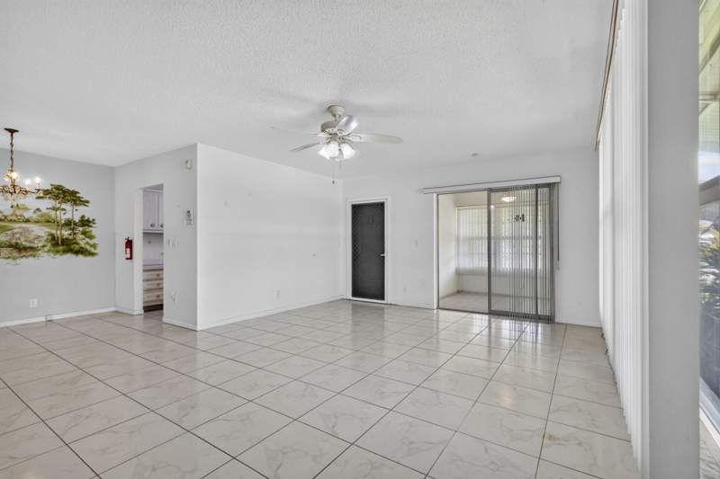 2 bedroom Condominium at 211 Country Lane #A, Pine Point Villas Condo, Boynton Beach — photo 5
