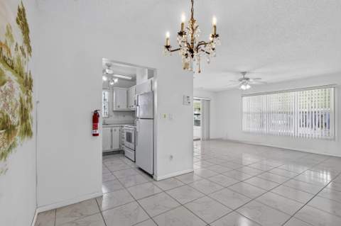 211 Country Lane #A, Boynton Beach FL - photo 11 of 28