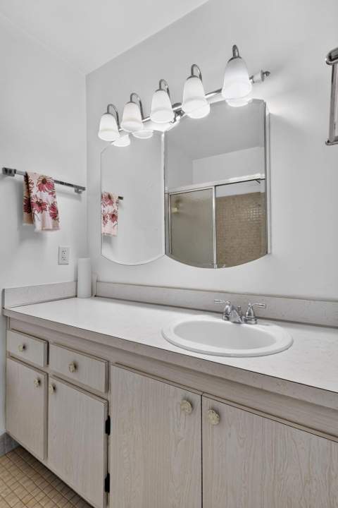 211 Country Lane #A, Boynton Beach FL - photo 18 of 28