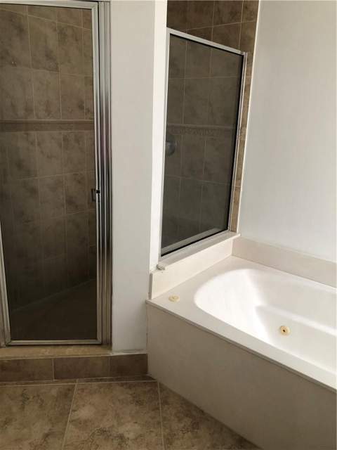 887 Savannah Falls Drive, Weston FL - photo 10 of 21