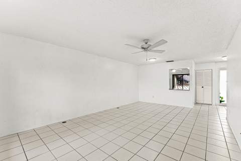 83 Wood Rose Court, Royal Palm Beach FL - photo 15 of 31