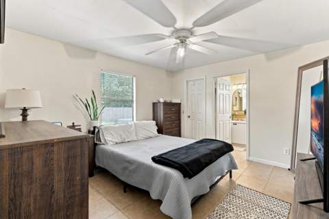 611 SW Dwight Avenue, Port St. Lucie FL - photo 19 of 40