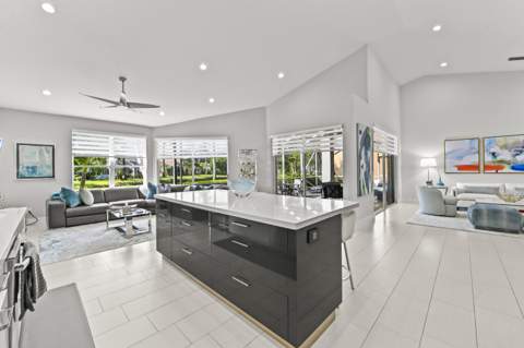 7915 Bridlington Drive, Boynton Beach FL - photo 15 of 65