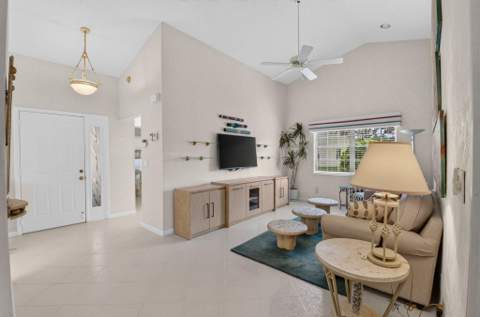 7700 Coral Lake Drive, Delray Beach FL - photo 8 of 63