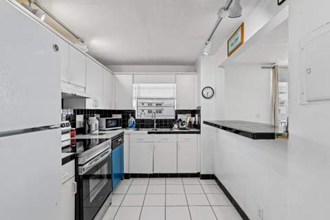 137 Golden Isles Drive #1001, Hallandale Beach FL - photo 13 of 55