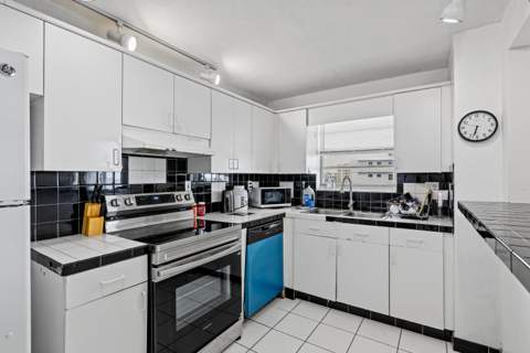 137 Golden Isles Drive #1001, Hallandale Beach FL - photo 14 of 55