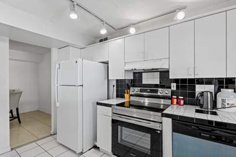 137 Golden Isles Drive #1001, Hallandale Beach FL - photo 15 of 55