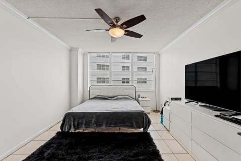 137 Golden Isles Drive #1001, Hallandale Beach FL - photo 18 of 55