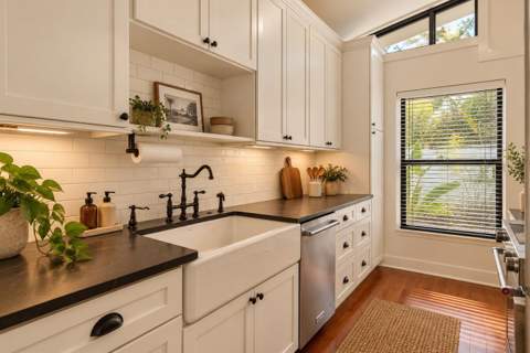 1944 NE Lake Place, Jensen Beach FL - photo 6 of 29