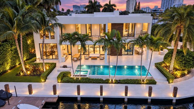 4 bedroom Single Family Residence at 1 Royal Palm Drive, Nurmi Isles Island No 1, Fort Lauderdale — photo 4