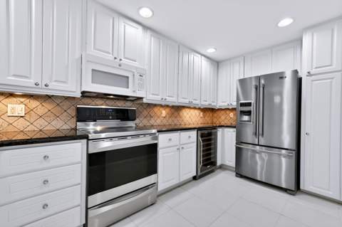3846 Greenway Drive, Jupiter FL - photo 22 of 57