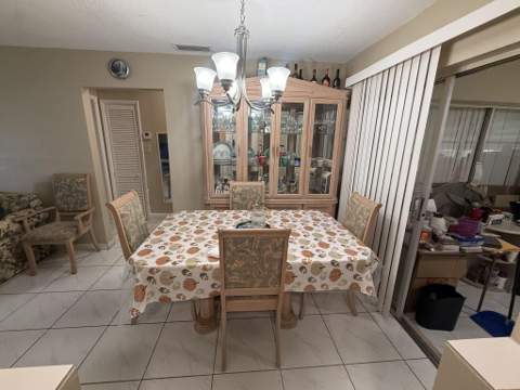 2287 NW 81st Avenue, Sunrise FL - photo 11 of 34