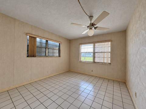 265 Northampton, West Palm Beach FL - photo 12 of 20
