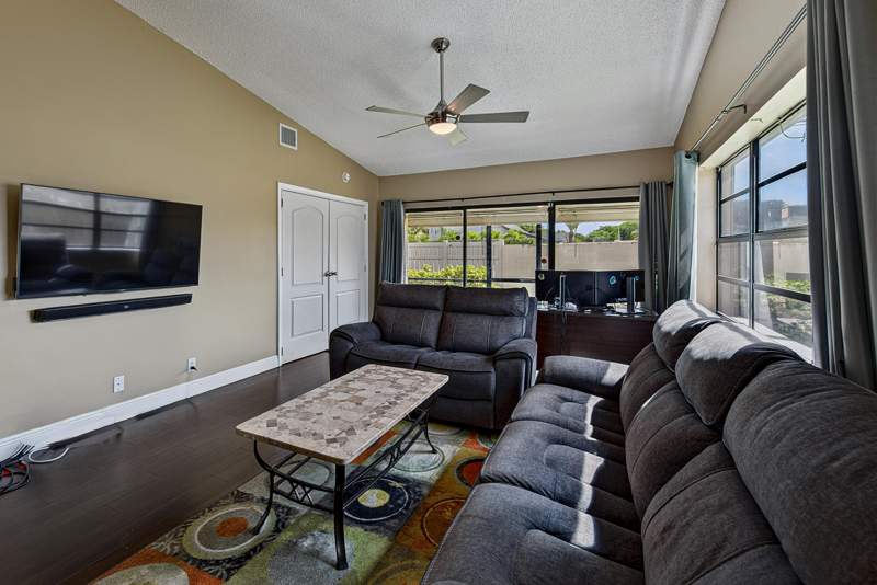 2 bedroom Villa at 803 Banks Road, Woodlake Isles, Margate — photo 4