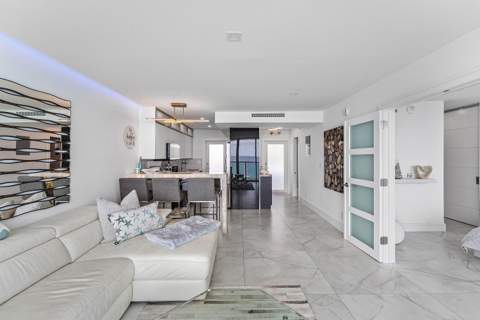 333 NE 21st Avenue #1714, Deerfield Beach FL - photo 9 of 56