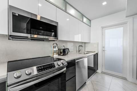 333 NE 21st Avenue #1714, Deerfield Beach FL - photo 17 of 56