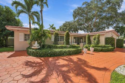 8670 NW 19th Street, Pembroke Pines FL - photo 6 of 47