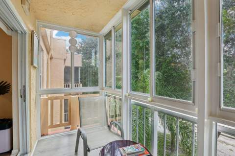 8400 Lagos De Campo Boulevard #303, Tamarac FL - photo 21 of 23