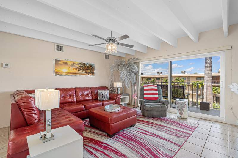 2 bedroom Stock Cooperative at 4001 S Ocean Boulevard, Tropicana Gardens Inc, Palm Beach — photo 3
