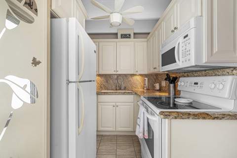 4001 S Ocean Boulevard, Palm Beach FL - photo 8 of 21