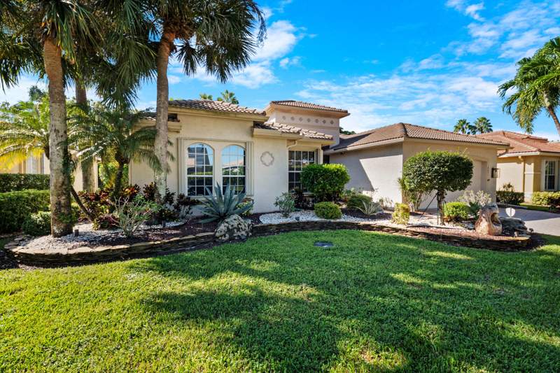 4 bedroom Single Family Residence at 8691 Tierra Lago Cove, Valencia Shores, Lake Worth — photo 4