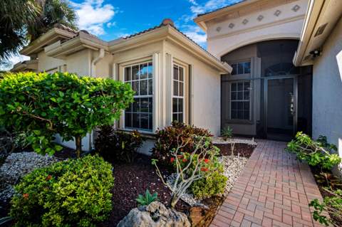 8691 Tierra Lago Cove, Lake Worth FL - photo 6 of 42