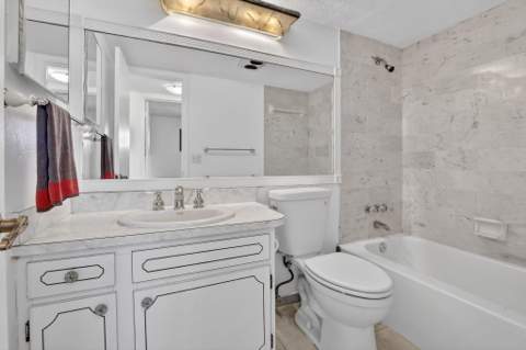 8921 S Hollybrook Boulevard #209, Pembroke Pines FL - photo 8 of 18
