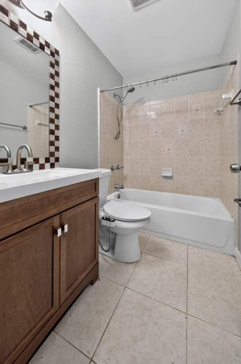 9 Cedar Circle, Boynton Beach FL - photo 16 of 41