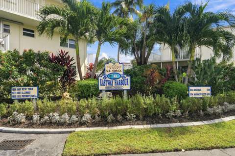 1511 SE 15th Court #306, Deerfield Beach FL - photo 18 of 25