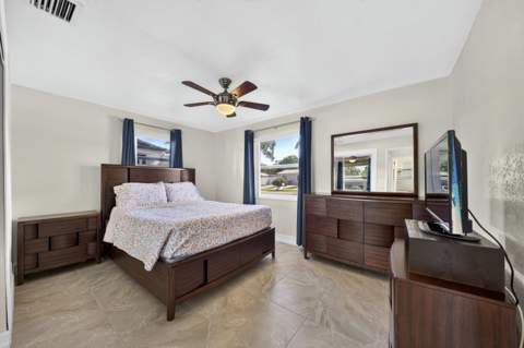 4821 SW 18th Street, Fort Lauderdale FL - photo 6 of 24