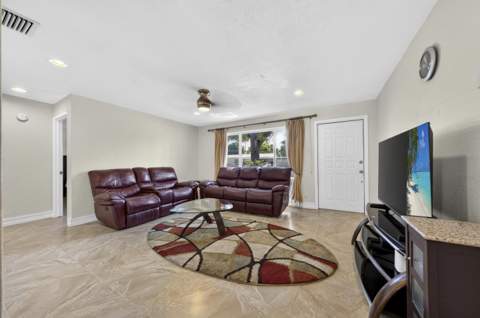 4821 SW 18th Street, Fort Lauderdale FL - photo 15 of 24