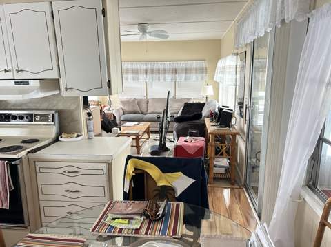 522 Hibiscus Drive, Deerfield Beach FL - photo 6 of 39