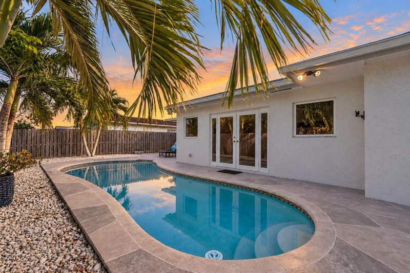 4 bedroom Single Family Residence at 11631 NW 29th Street, Sunrise Golf Vlg Sec 24, Sunrise — photo 2