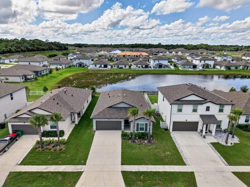 4 bedroom Single Family Residence at 5127 Montecristo Terrace, Waterstone Phase Five, Fort Pierce — photo 4
