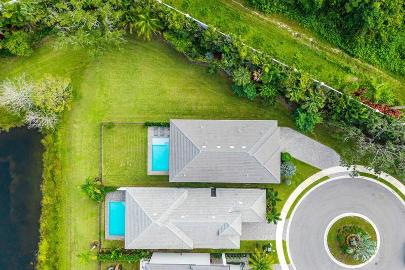 5 bedroom Single Family Residence at 8209 Essex Country Club Drive, Boca Raton Golf Course Pud, Boca Raton — photo 2
