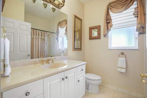 8047 N Savannah Circle, Davie FL - photo 9 of 69