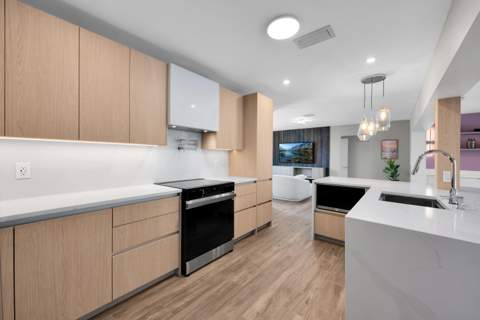 1011 SE 2nd Avenue, Pompano Beach FL - photo 14 of 70