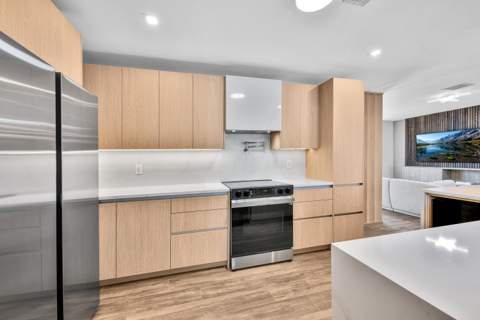 1011 SE 2nd Avenue, Pompano Beach FL - photo 16 of 70