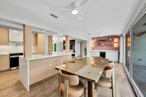 1011 SE 2nd Avenue, Pompano Beach FL - photo 18 of 70