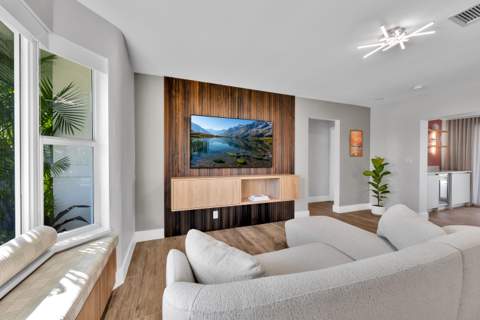 1011 SE 2nd Avenue, Pompano Beach FL - photo 24 of 70