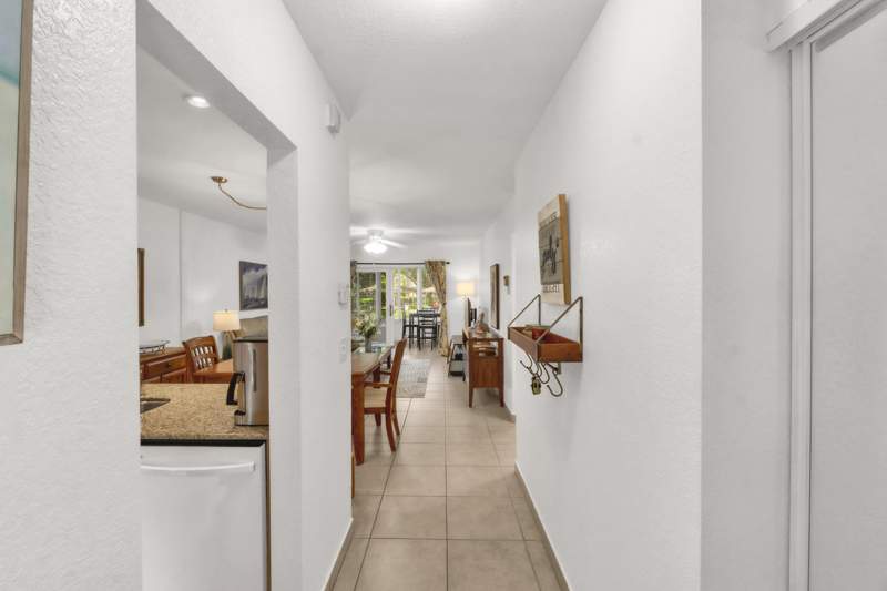 2 bedroom Condominium at 5141 W Oakland Park Boulevard #104, Melaleuca Gardens Condo, Lauderdale Lakes — photo 3