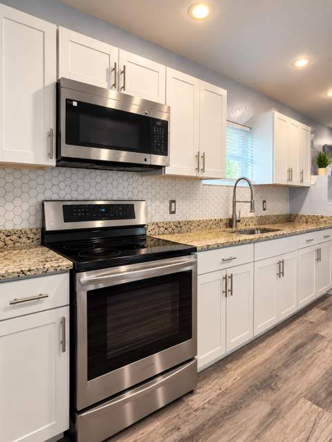 173 W 16th Street, Riviera Beach FL - photo 8 of 30