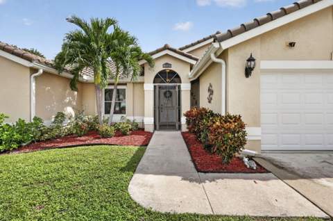 12682 White Coral Drive, Wellington FL - photo 6 of 47