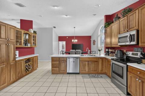 12682 White Coral Drive, Wellington FL - photo 19 of 47