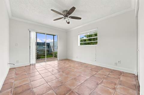 186 Burgundy D, Delray Beach FL - photo 21 of 44