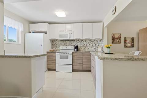 7400 NW 17th Street #202, Plantation FL - photo 7 of 29