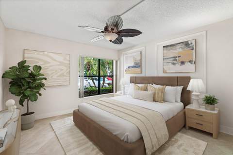 5087 Oakhill Lane, Delray Beach FL - photo 14 of 48