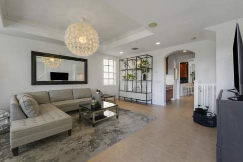 2548 Gardens Parkway, Palm Beach Gardens FL - photo 15 of 58